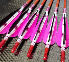 Load image into Gallery viewer, KG Premium Wooden Arrows with 5" Feathers - 11/32 Spine